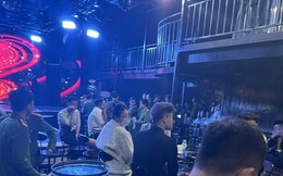 Cảnh sát tập kích quán bar vừa khai trương ở Hà Nội