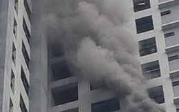 Hà Nội: Cháy căn hộ tầng 22 chung cư Goldmark City, khói đen bốc nghi ngút