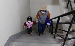 Vụ cháy ở chung cư đông dân nhất Hà Nội: Cư dân 'kêu trời' vì phải đi bộ 39 tầng xuống dưới
