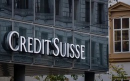 Credit Suisse tuyên bố sắp vay 53 tỷ USD để 'củng cố hoạt động', cổ phiếu xuống thấp nhất mọi thời đại