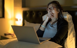 Điều gì sẽ xảy ra nếu bạn không ngủ?