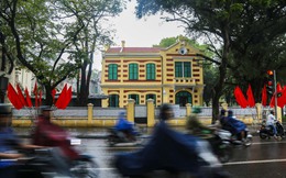 Nhiều ý kiến về diện mạo mới của căn biệt thự Pháp cổ trên khu "đất vàng" Hà Nội: Chuyên gia kiến trúc nói gì?