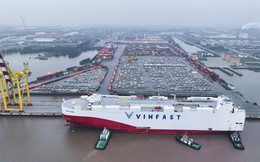 VinFast chính thức xuất khẩu 1.879 xe VF 8 tiếp theo tới Bắc Mỹ