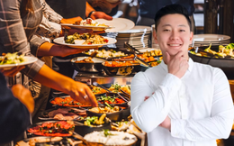 Sếp mời nhân viên đi ăn buffet, không ngờ ra về cả nhóm bị phạt hơn 16 triệu đồng: Chỉ với một câu nói lập tức “đảo ngược tình thế”, thậm chí được giảm giá thêm