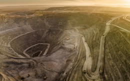 Mỏ kim loại đỏ khổng lồ nhấp nháy cảnh báo cuộc 'khủng hoảng lớn' với nguồn cung toàn cầu