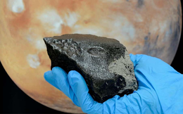 Cách xa tới 225 triệu km, vì sao 277 mảnh đá xuất xứ từ bề mặt Sao Hỏa lại được tìm thấy trên Trái Đất?
