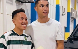 Ronaldo nhận món quà đặc biệt từ CĐV Việt Nam