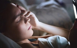 8 thói quen nếu làm trước khi ngủ và sau khi ngủ dậy sẽ khiến giảm tuổi thọ