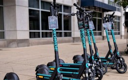 Hải quan đấu giá hơn 3.200 xe đạp và xe điện scooter của Mỹ