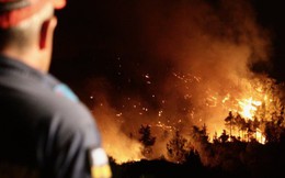 Cháy rừng khốc liệt ở quốc gia châu Âu: Người dân ví chuyến sơ tán như "địa ngục trần gian"