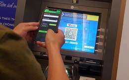 Chính thức rút tiền liên ngân hàng tại ATM bằng quét mã VietQR