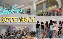 Đổ xô đến trung tâm thương mại Lotte Mall Hồ Tây, hàng loạt du khách hụt hẫng: “Không đi thì tiếc, đi rồi vẫn tiếc!”