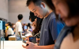 Doanh số iPhone ở Trung Quốc giảm 30%