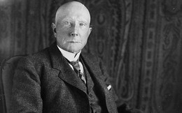 Tỷ phú John Rockefeller: Làm việc chăm chỉ không thể thay đổi nghèo đói, nắm 4 ĐÒN BẨY này mới giúp tiền đẻ ra tiền