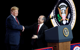 Masayoshi Son tất tay đặt cược vào ông Donald Trump: Tuyên bố đầu tư ít nhất 100 tỷ USD, sẽ tạo ra 100.000 việc làm cho nước Mỹ