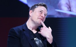 ‘Thiên tài bán giấc mơ’ Elon Musk: Doanh số liên tục giảm nhưng cổ phiếu Tesla vẫn tăng 90%, nhà đầu tư tung hô dù CEO lộ rõ việc ‘chán làm xe điện’