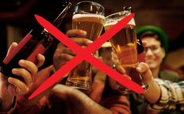 Điều gì sẽ xảy ra khi mọi người ngừng uống bia rượu hoàn toàn: Câu hỏi khiến Carlsberg, Heineken, Anheuser sợ hãi, chi hàng chục triệu USD tìm cách tồn tại
