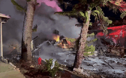 Máy bay gặp sự cố rồi lao xuống khu nhà di động ở Florida, hiện trường tan hoang chìm trong biển lửa