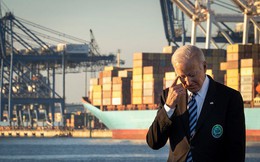 Sợ tin tặc, Tổng thống Biden duyệt chi 20 tỷ USD thay thiết bị khổng lồ 'Made in China' trên bến cảng Mỹ