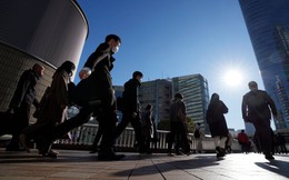 Lần đầu tiên trong lịch sử 17 năm, Nhật Bản gây chấn động nền kinh tế toàn cầu bằng một chỉ số