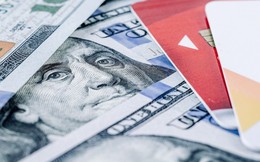 Sản sinh ra Paypal, Apple Pay nhưng hệ thống thanh toán lỗi thời khiến người Mỹ phải dùng phương thức 300 năm tuổi để mua một cái bánh rán