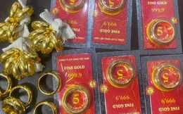 Vì sao càng già càng mê vàng?