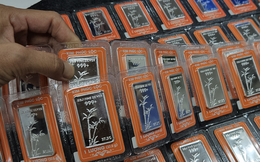 Chuyên gia tiết lộ yếu tố bất ngờ khiến giá bạc liên tục phá đỉnh