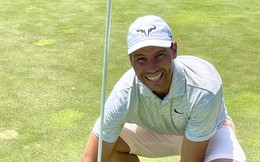 1 năm sau khi giã từ sự nghiệp, huyền thoại Nadal chuyển sang đam mê 1 môn thể thao: Nhẹ nhàng, ít chấn thương, còn dễ tạo quan hệ