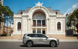 Xanh SM của tỷ phú Phạm Nhật Vượng chính thức vận hành taxi điện 7 chỗ, màu nhận diện khác hoàn toàn