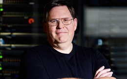 Sau hơn 4 thập kỷ lăn lộn ở thung lũng Silicon, người đàn ông không cam chịu nghỉ hưu, khởi nghiệp ở tuổi 46 và trở thành tỷ phú đôla