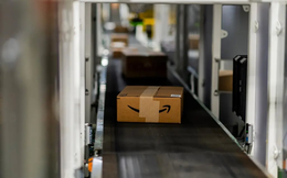 Sốc: Amazon tuyên bố sẽ thay thế 500.000 lao động bằng robot