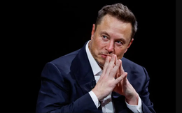 Elon Musk cảnh báo ‘cơn sóng thần’ AI đang cuốn trôi công việc bàn giấy