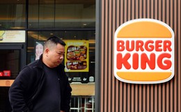 Sau Starbucks, đến lượt một chuỗi nhà hàng nổi tiếng bán mình ở Trung Quốc