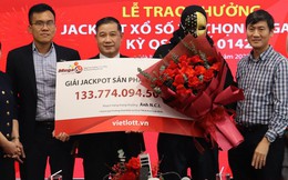 Kiên trì mua dãy số được tạo từ sinh nhật và biển số xe trong 2 năm, nam thanh niên trúng Vietlott hơn 133 tỷ đồng