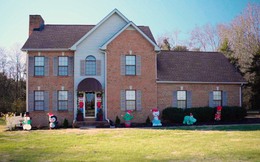 Tự mua nhà thì không đủ tiền, chờ lấy chồng còn vô vọng hơn: Giới trẻ rủ bạn thân mua nhà, cùng ghi tên vào sổ đỏ!