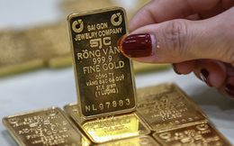 Nghịch lý: Doanh thu SJC giảm sâu trong bối cảnh vàng miếng lập đỉnh