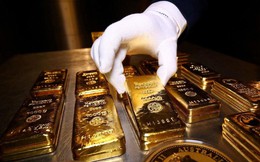 Giá vàng 24/12 tiếp tục tăng cao kỷ lục: Chuyện gì đang diễn ra?