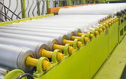 Toàn bộ thành viên HĐQT công ty nhựa 65 năm tuổi đồng loạt xin từ nhiệm