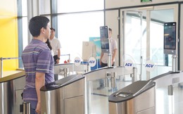 Khách bay Nội Bài đã được làm thủ tục bay bằng sinh trắc học trên VNeID