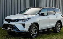 Chi tiết Toyota Fortuner phiên bản hybrid