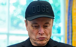 Sau khi khiến Tesla mất 150 tỷ USD chỉ trong một ngày, Elon Musk thừa nhận đã 'hối hận'