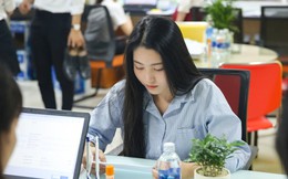 Sinh viên mới ra trường than thở "lương 18 triệu không đủ sống"