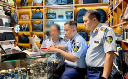 Hộ kinh doanh tại Saigon Square tiếp tục bị lực lượng chức năng kiểm tra