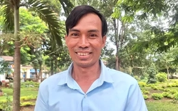 Trưởng thôn đi thi tốt nghiệp: Có bằng để dân tin, vợ khỏi la