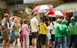 Bánh mì Huynh Hoa ra biển lớn