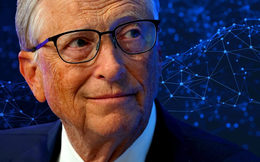 Nghe lời bạn thân, Bill Gates để mất cơ hội trở thành tỷ phú nghìn tỷ USD đầu tiên trên thế giới, bị chính cựu nhân viên Microsoft vượt mặt về tài sản