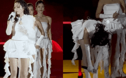 Hiền Hồ bất ngờ quỳ gối xin lỗi giữa sân khấu: "Mọi người đừng bao giờ mắc sai lầm như tôi"