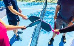 Nhiều tập đoàn chọn pickleball thay cho team building truyền thống: Tại sao?