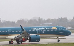 Hai cảng hàng không dừng tiếp nhận tàu bay do ảnh hưởng bão số 5