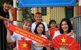 Giữ chỗ trước 24 giờ, thức xuyên đêm chờ xem tổng duyệt diễu binh A80